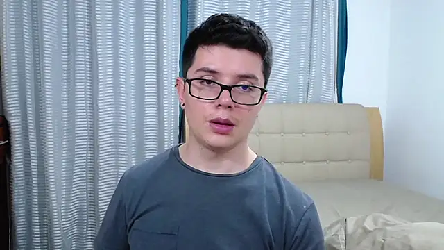 BlackFoXXX69: онлайн-секс-чат