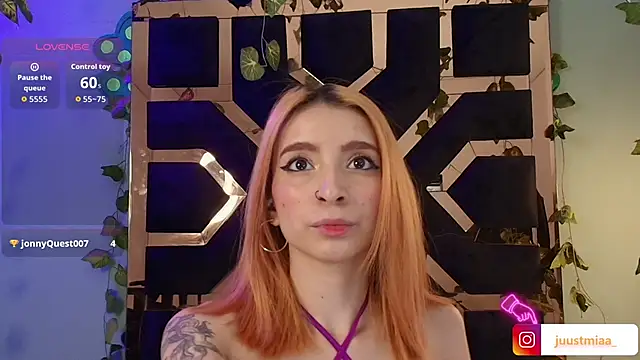 Chatroom XXX en direct de Justmia69