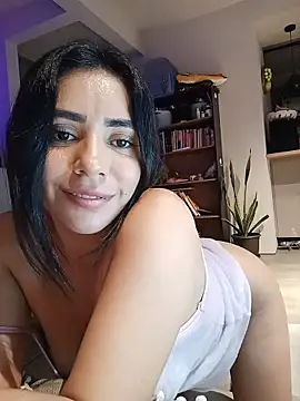 Sara-215 – Live XXX-chat