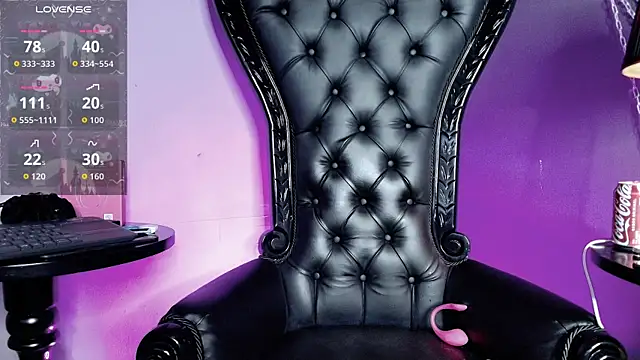 XXX chat uživo modela Navier__