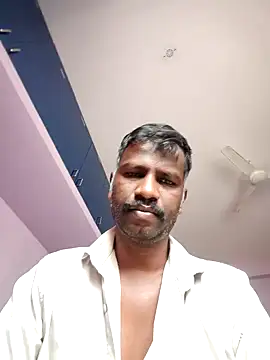 Paramkeerthi Adlı Modelin Web Kamerası Şovu