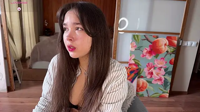 XXX chat uživo modela PlumyBun