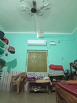pussysandwitchboy 网络视讯表演