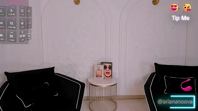 ArianaNova Cameră chat live