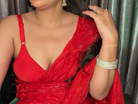 Radhika_4_you's Live XXX Chat