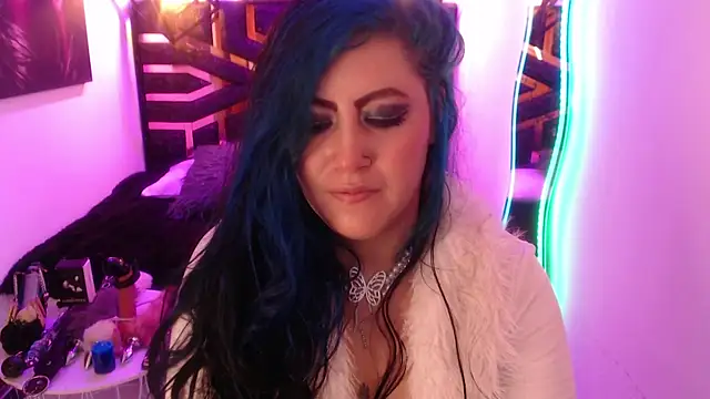 scarleth_blue's Webcam Show