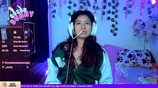 XXX chat uživo modela Roxanbunny1