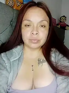 Lina19_93's Live XXX Chat