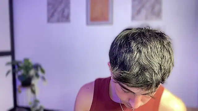 sweettaaron01 在線直播表演