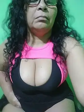 Amarantha25's Live XXX Chat