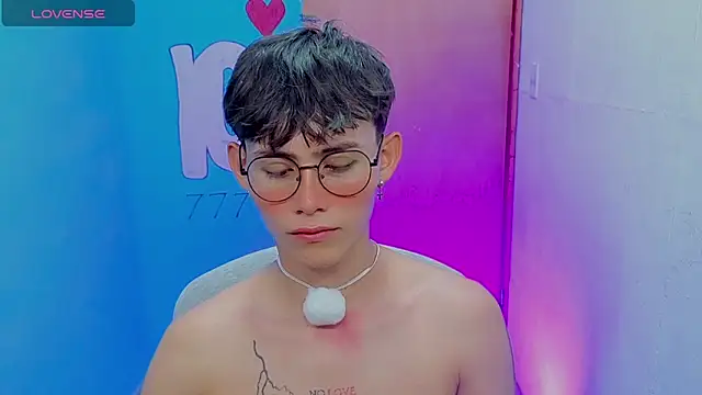 tanjiro_cute's Webcam Show