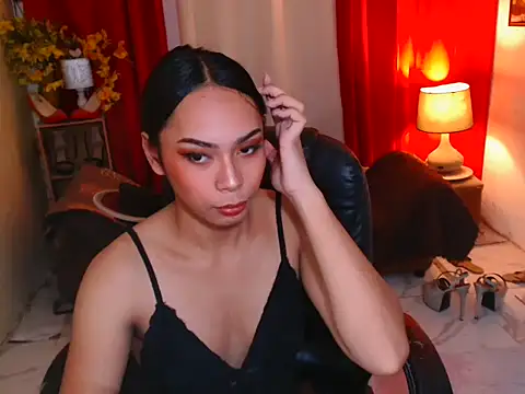 kylieEmparado webkamerás műsora
