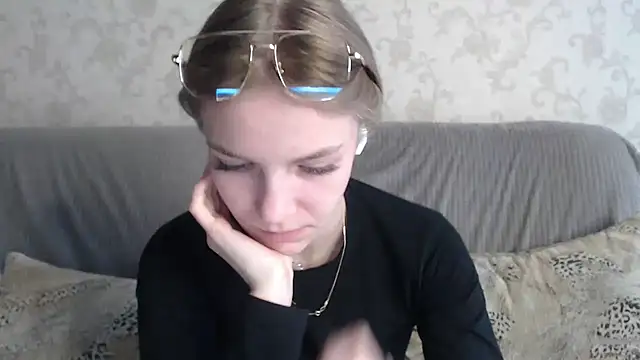 HitGyrl's Live XXX Chat