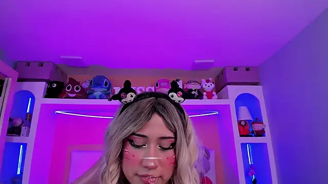 miss___megan Chat XXX live