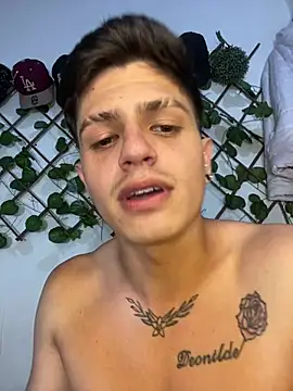 Themasterhades_777's Webcam Show