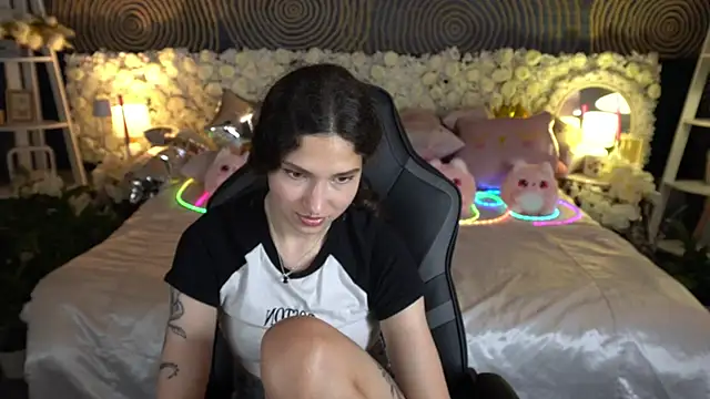 Živý XXX chat BabyFlowerr