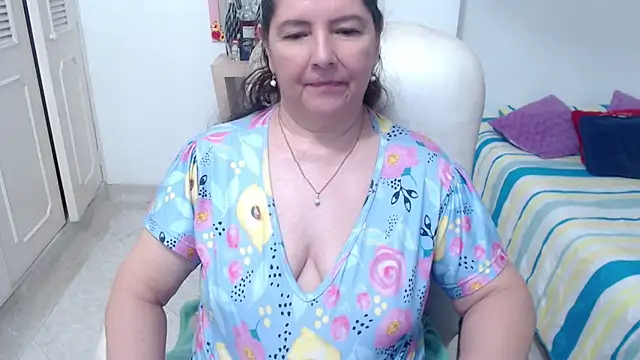 leonela_69 – Live XXX-chat