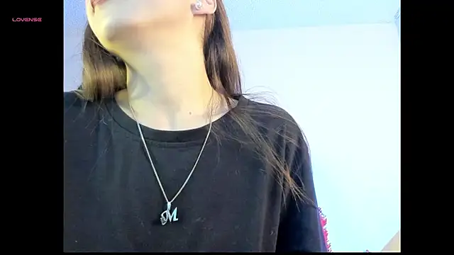 Mia_Victoria22's Live XXX Chat