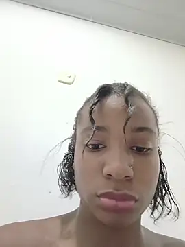 Show modela OshunHoney na web-kameri