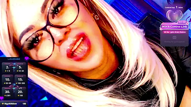 KYLIE_SHEMALEのライブXXXチャット