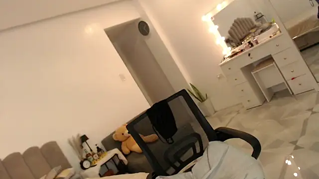 LoveMarieFoxxx Webcam show