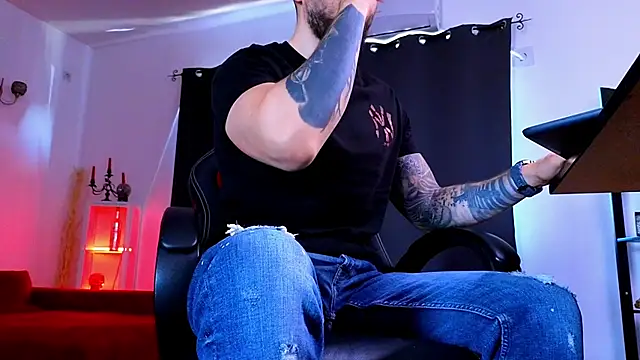 MightyAaron66 라이브 XXX 채팅