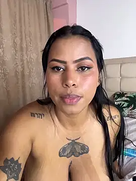 Chatroom XXX en direct de Mich-12
