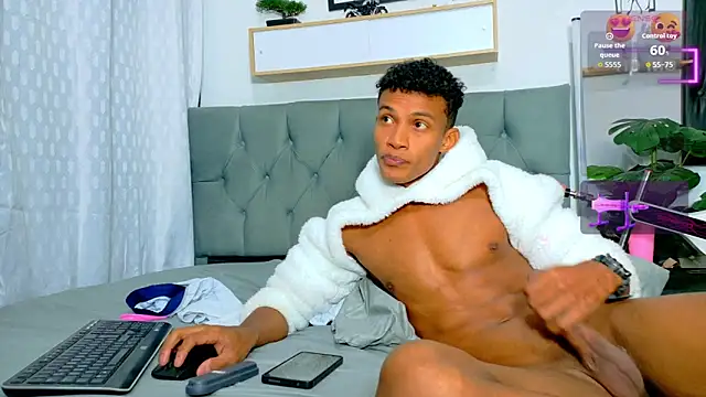 Ryan_Vergon's Webcam Show