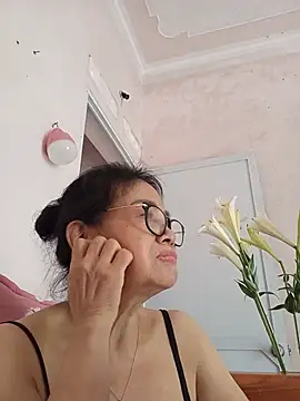 Hotestlove's Live XXX Chat