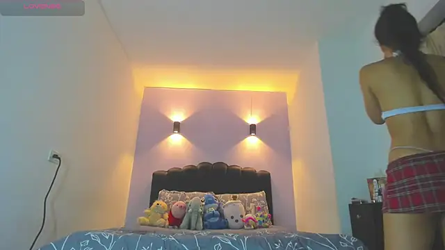 Sofia_Clauss_'s Live Chat Room