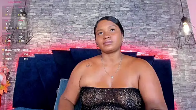 Emily_Brown18 Live XXX Chat