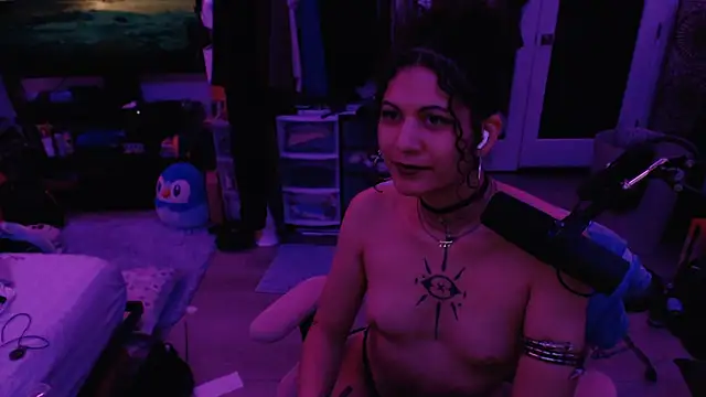 prickly_priscilla Webcam show