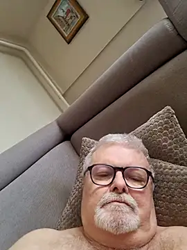 petvaradn Live XXX chat