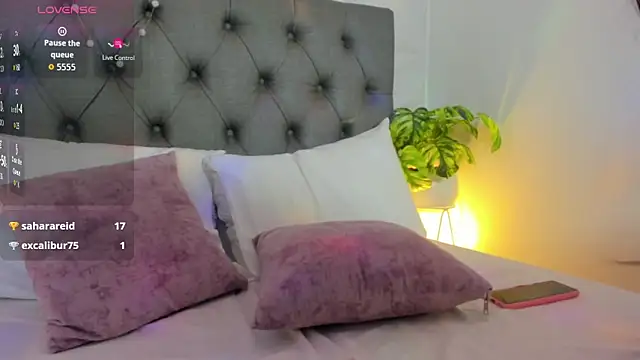 Czat XXX na żywo – valeryn__rosse