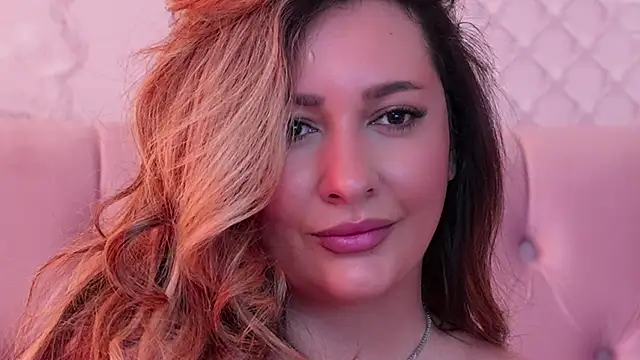 YaaraCollins Live XXX Chat