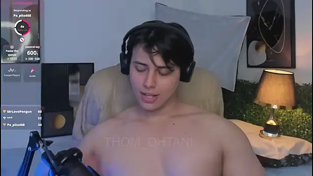 Thom_Ohtani Webcam-Show