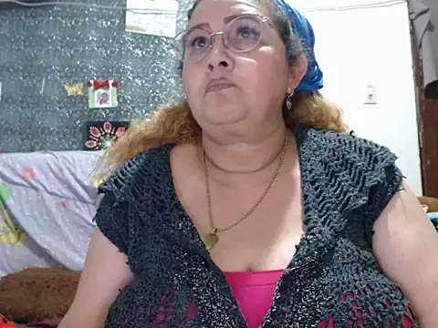 Perla1981-- লাইভ XXX চ্যাট