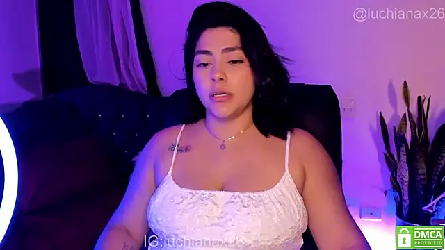 Chat XXX en directo de lucy26_