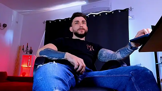 MightyAaron66 Pertunjukan Webcam