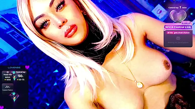 KYLIE_SHEMALE's Live XXX Chat