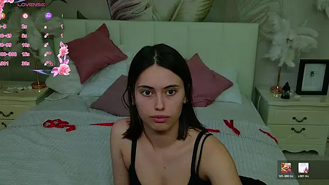 Lunaa_Babygirl's Live XXX Chat