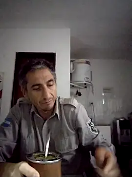 XXX chat uživo modela Alejandro83bsf