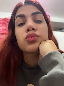 Hopeluna's Live XXX Chat