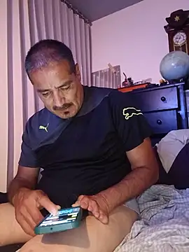 bimexpoexist Adlı Modelin Canlı XXX Sohbeti