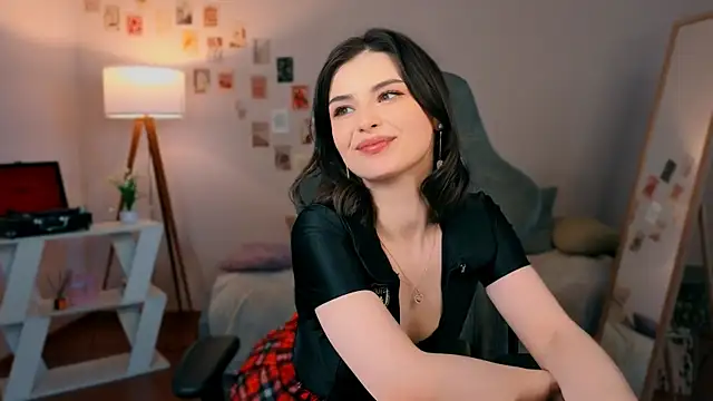 rebbekkakowalski Chat XXX in diretta