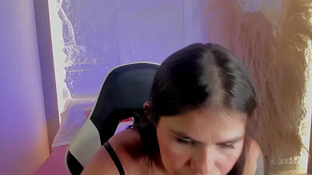Czat XXX na żywo – dominique25_
