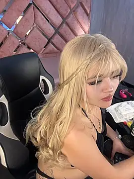 lya_nekko_'s Live XXX Chat