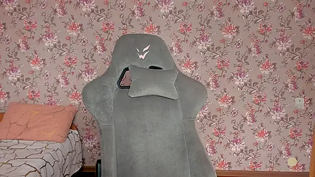 LolaRozzie's Live XXX Chat