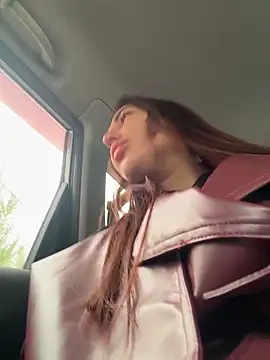 AleksandraRichのライブXXXチャット