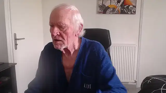 jimmy73490's Live XXX Chat